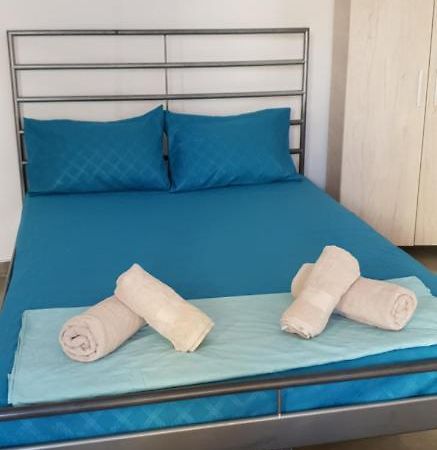 פריסה Leiva Room מראה חיצוני תמונה